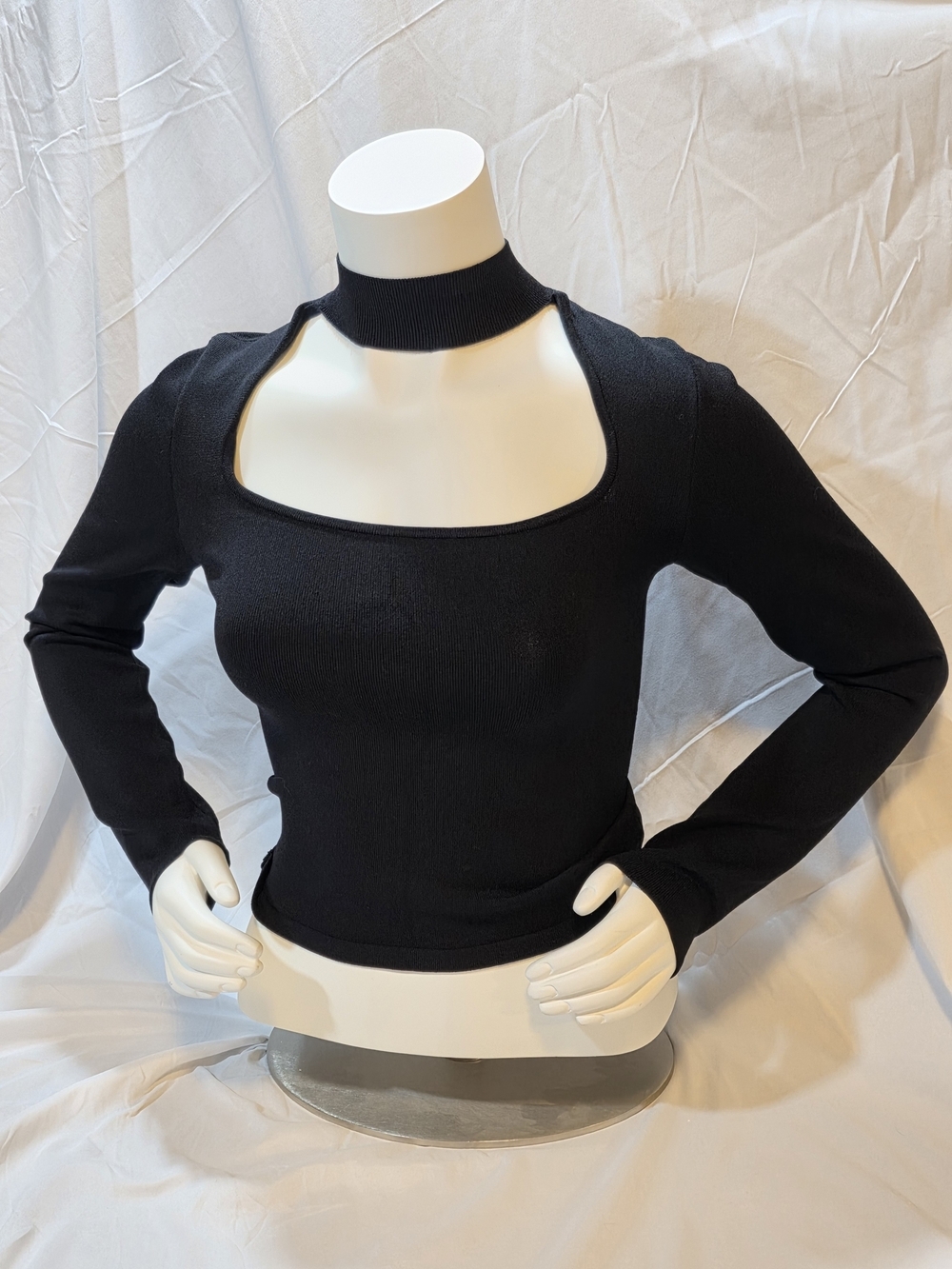 NWOT Aritzia Babaton Florine Sculpt Knit Sweater - Black Size M